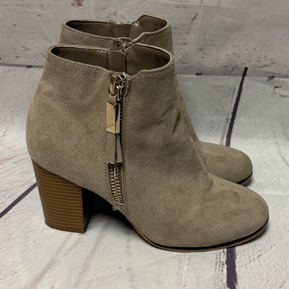 Apt 9 Women's Tan Ankle Boots